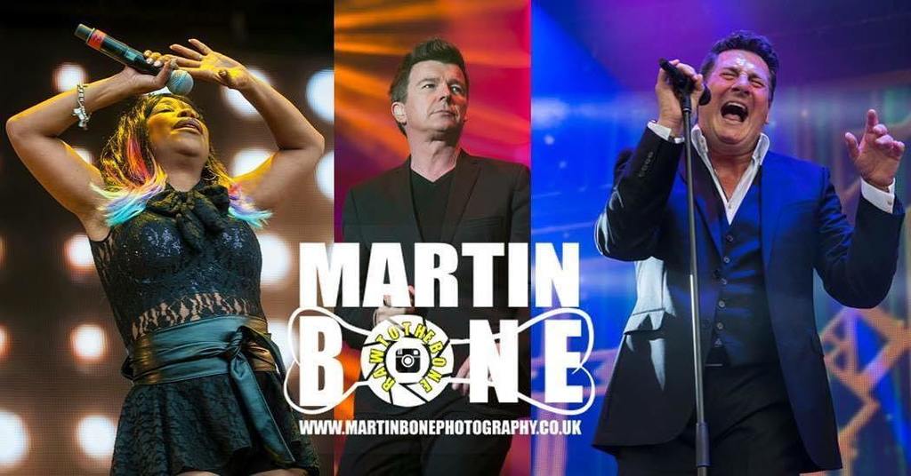 martinbone's tweet photo. @rewindfestival 2016 #martinbonephotography #martinbonephotographer #rewind #rewind2016 #rickastley #snap #pennyfoโฆ https://t.co/fLDhbYJfxn https://t.co/KbpUFY6mt6