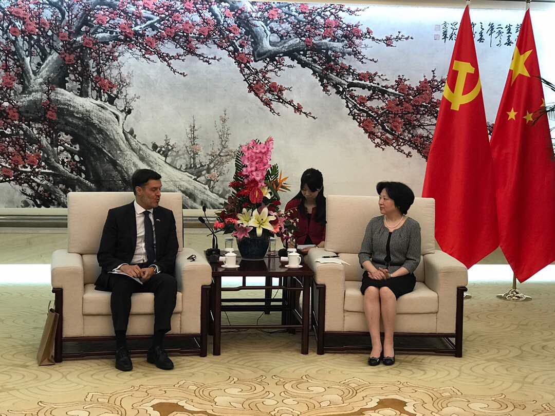 Embajada de Venezuela en China tweet media