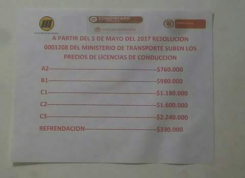yhonsocha's tweet photo. @JuanManSantos gracias su gobierno no  deja de serprendernos cada día mas 👏 . #SantosFueraYa https://t.co/aTfjJTFKmI