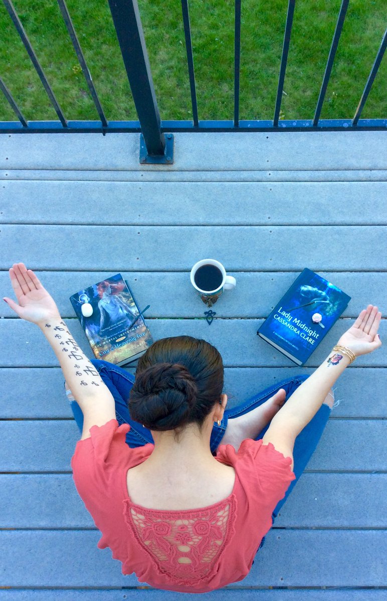 randomname_18's tweet photo. @cassieclare A beginning and an end.
“You see, I do not want a body without a heart.”
-Cristina Rosales
#loscontest https://t.co/0WAQ9wvdsV