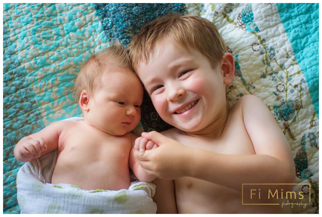 fimims's tweet photo. Best friends in the making ... https://t.co/NVLUEicujr