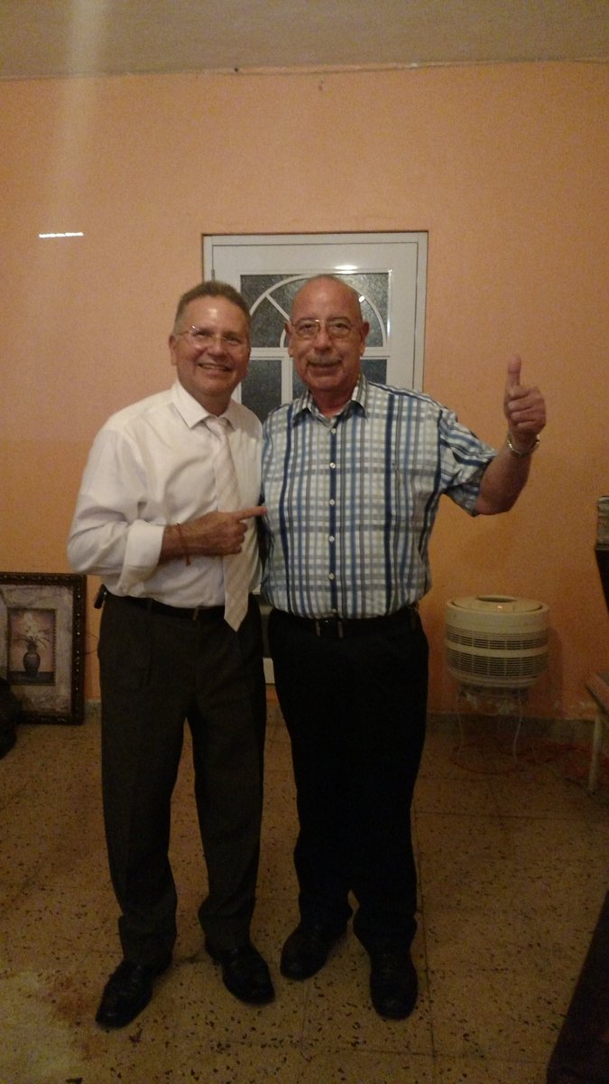 LU51PR's tweet photo. Con los Representantes Ángel Bulerín y José Aponte en tertulia ESTADISTA en Río Grande. Luchando por nuestra ESTRELLA. PR ESTADO 51. https://t.co/73VOQyZ4RN