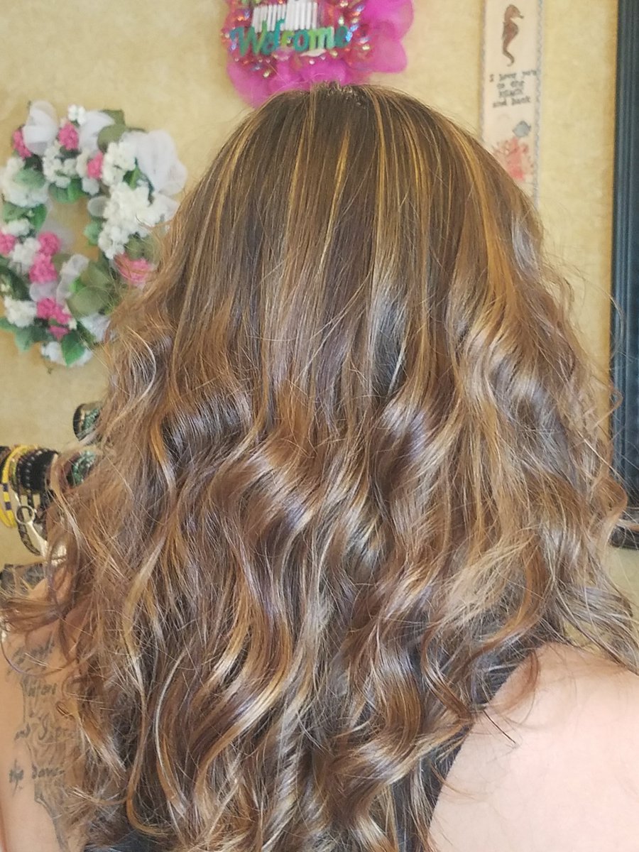 ShearArtisans's tweet photo. #Redken#shearartisans https://t.co/eSqezTDtHX