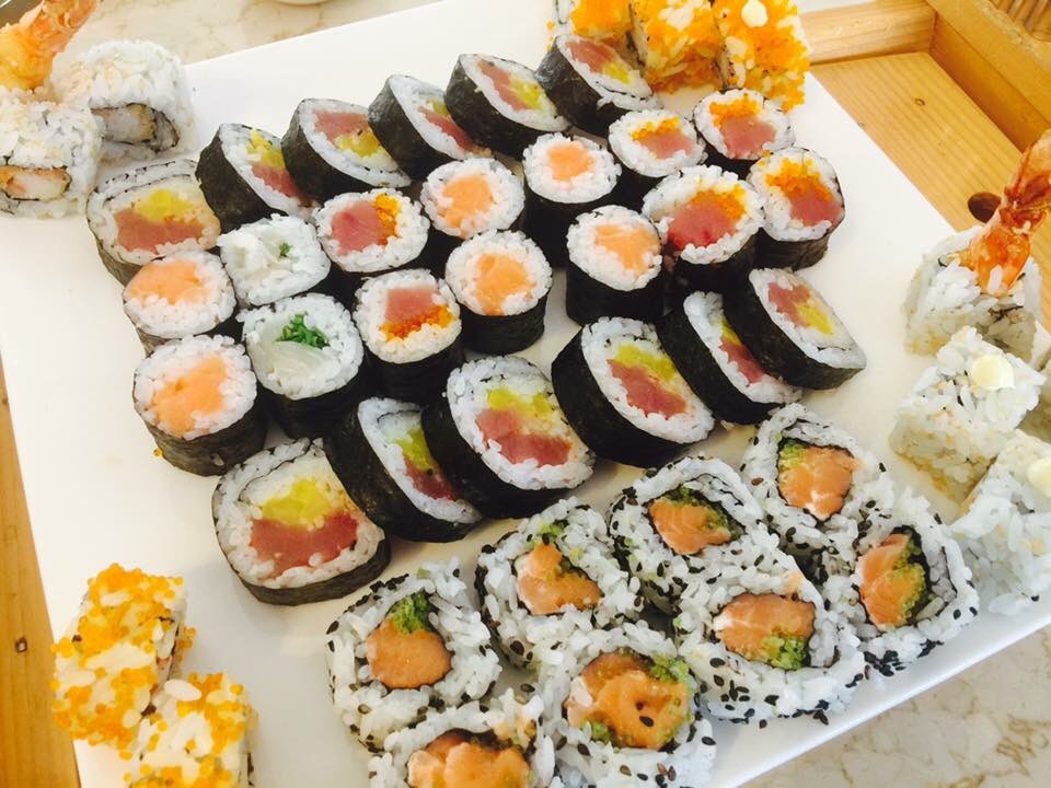 prachsharma13's tweet photo. Relish #JapaneseCuisine at Cilantro @TridentGurgaon. Assorted Sushi platter curated exclusively for you.@TridentHotels #TridentExperiences https://t.co/uMY89EFlUj