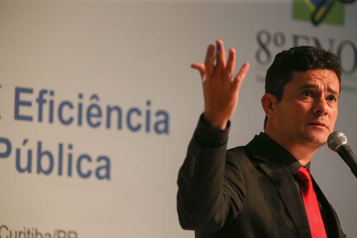 cintranadege's tweet photo. ‘Por que esses partidos não expulsam quem se envolveu em corrupção?’, cobra Moro https://t.co/pWVseDVfxq by #Estadao via @c0nvey https://t.co/CcpcUVOCo9
