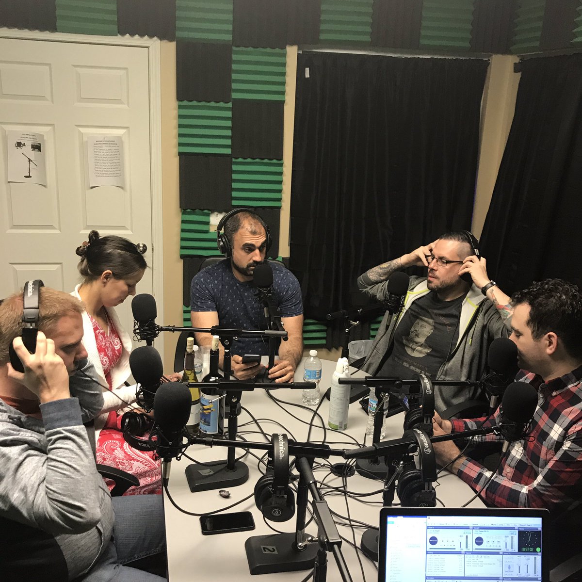 Getting started with Cortney and Shannon from <a href="/MichbytheBottle/">MichiganByTheBottle</a> tonight #detroit #heardpodcast