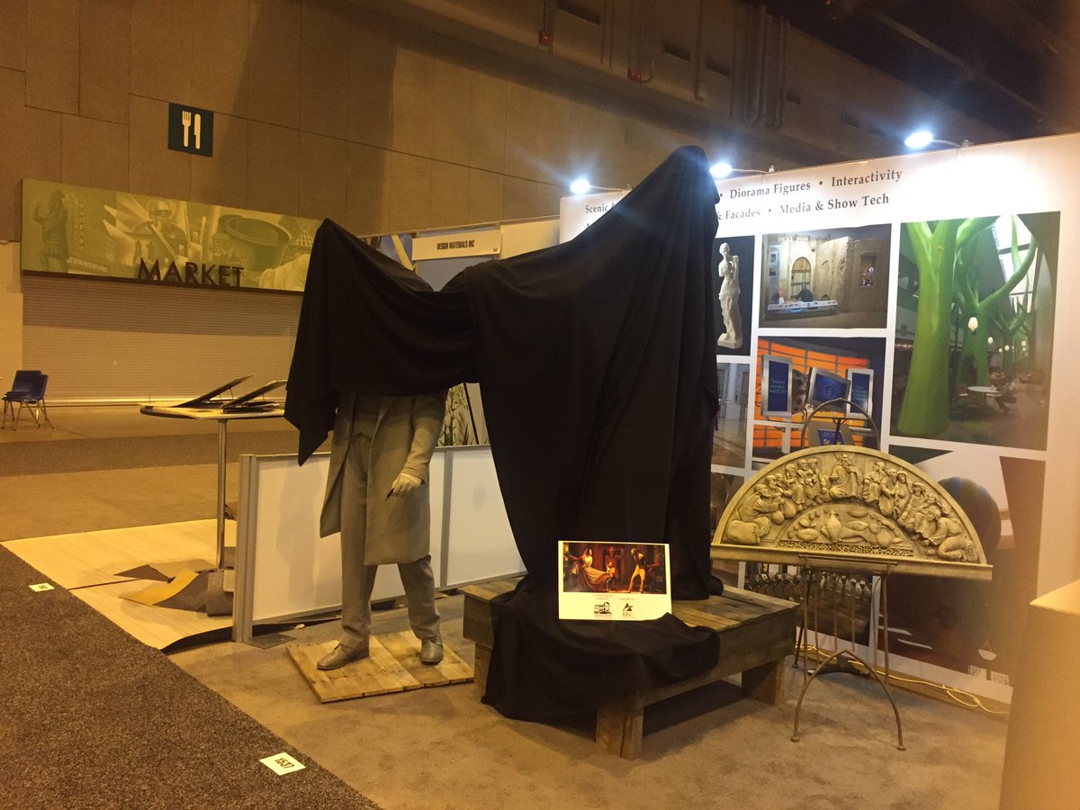 Fixed it. Stop double erasure. <a href="/JocelynImani/">jocelyn imani</a> #AAM2017SlaveAuction #AAM2017. No more capitalizing off slavery.