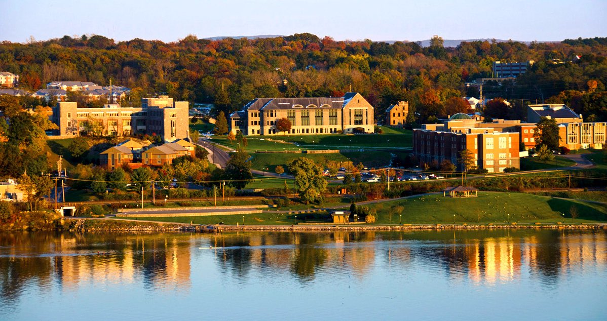 sky_harrison11's tweet photo. So blessed to be able to say that I have committed to play Division 1 volleyball at Marist College🦊❤️can't wait to be a red fox! #goredfoxes https://t.co/tvlBMcCRjo