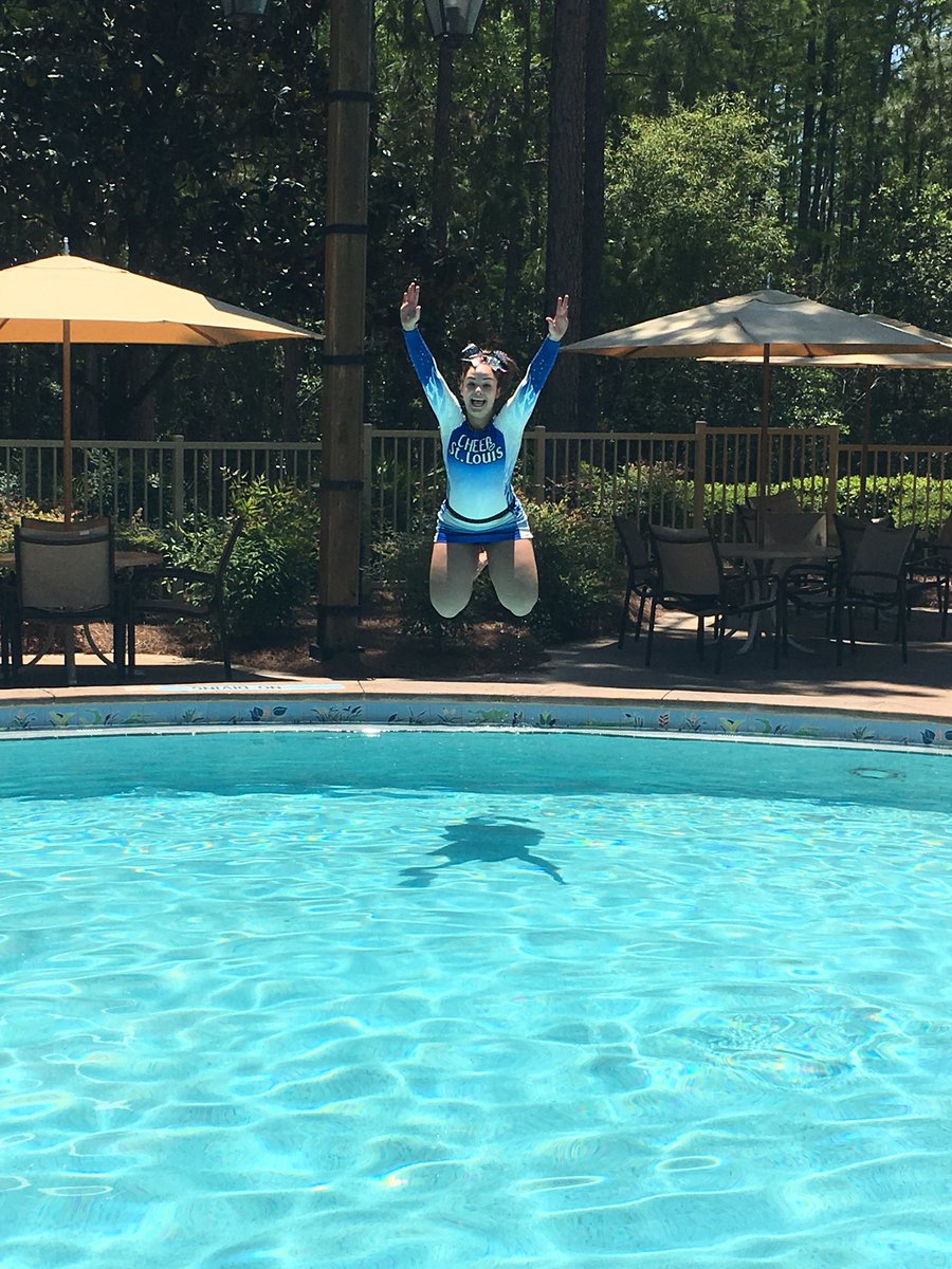 ellen_scanlan's tweet image. when you finish your last competition after 9 years of cheer, you jump in the pool with your uniform on‼️