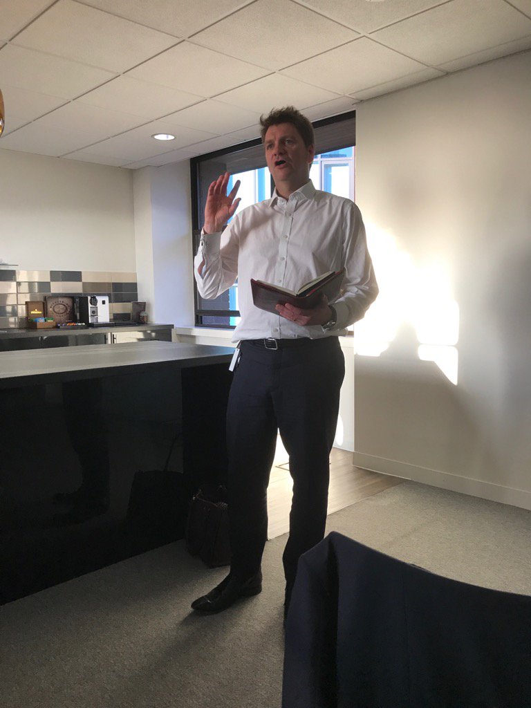 Hixsons's tweet photo. #BillCotton @bournemouthbc summarises brainstorming ideas #ConnectedBournemouth at @SteeleR_LLP https://t.co/K4ODM5vugJ