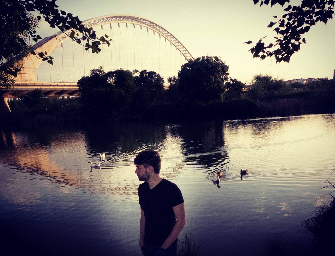 JoseDeBlancoDj's tweet photo. Mérida Puente Lusitania - Arquitesto @S_Calatrava  👌#Merida #PuenteLusitania #rioGuadiana #JoseDeblanco #Josedeblancodj #SantiagoCalatrava https://t.co/Kh3XTCBeNk