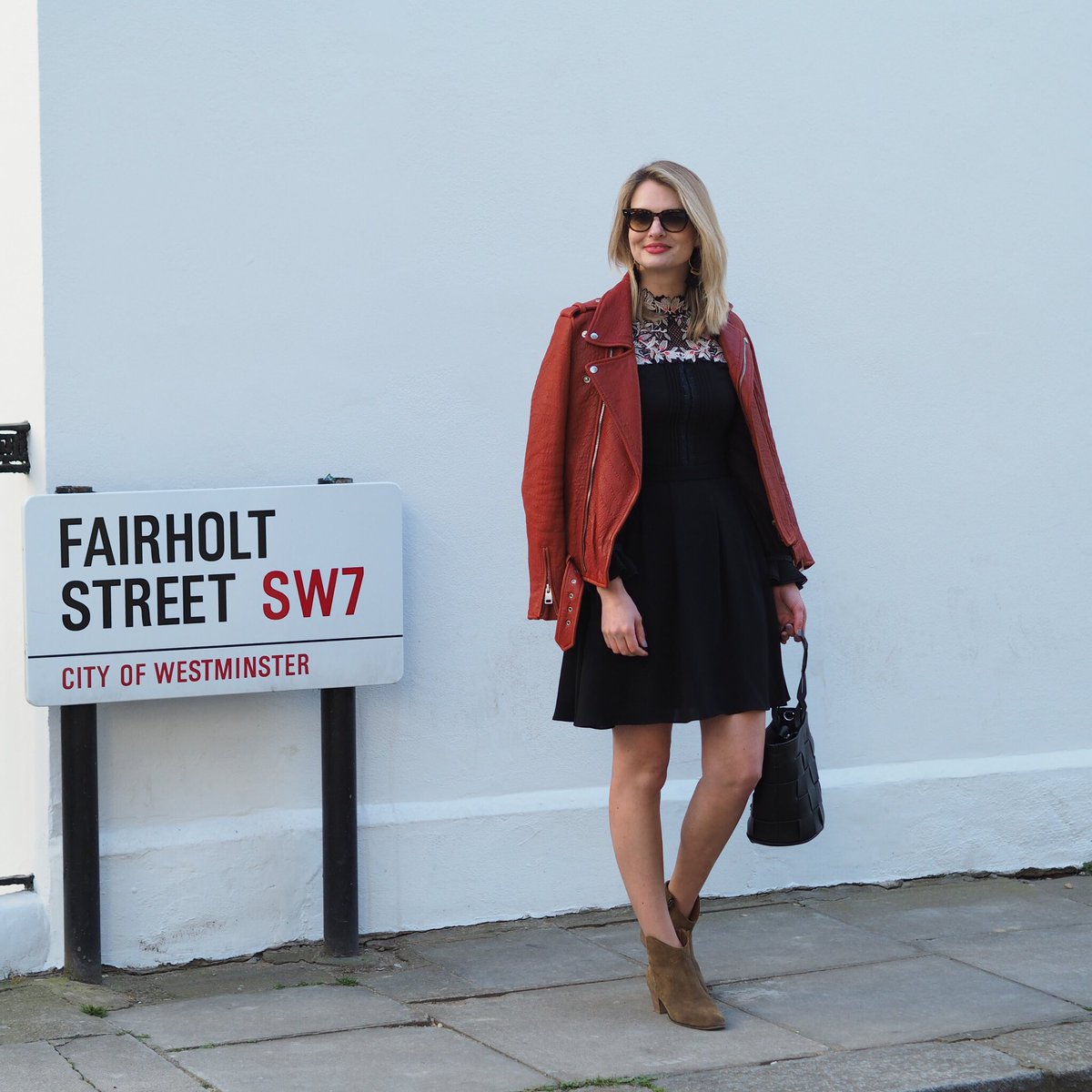 Christina tweet media