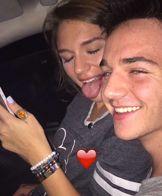 mian_koriarty's tweet photo. Happy birthday to a good ass friend @maggiegibbons5 miss you https://t.co/rLsicYxEEh