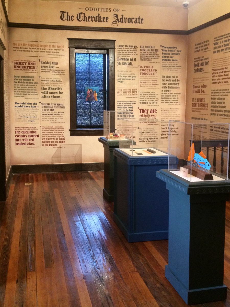 ByersCreative's tweet photo. #ByersCreative designer @lisakleefeld designed the walls of this room in the Supreme Court museum for @CherokeeNation @VisitCherokee. https://t.co/z9JyDUW2iP