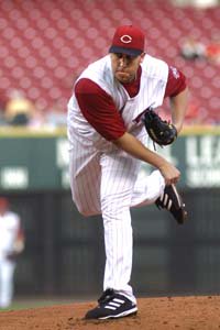 Happy 39th Birthday today to free agent pitcher Aaron Harang! 