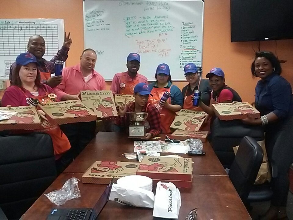 The Q1 HVAC winners! TRIPLE NICKEL! ARS presented us a trophy! <a href="/MsKathyASDS555/">Katherine Fletcher</a> <a href="/triple555hd/">Balch Springs HD SM</a> <a href="/AkinsMel/">Mel Akins</a> <a href="/SHowardO/">Shaun Howard</a> <a href="/SantiBernardez/">Santiago Bernardez</a> #SWBEST