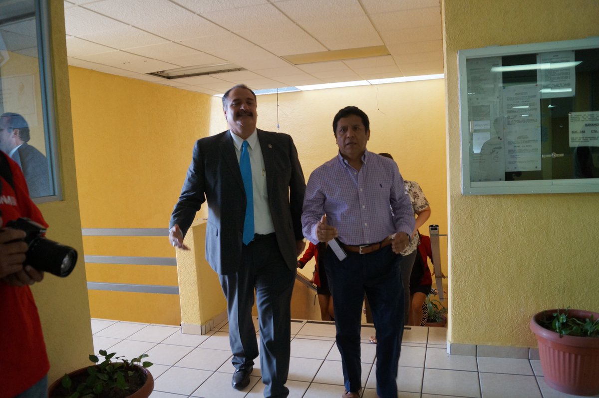 It_Zacatepec's tweet photo. Visita del Diputado Federal Matías Nazario Morales, reunión de trabajo con el Director Ing. Roberto Ortiz Delgadillo y directivos del ITZ https://t.co/ctCMgiqadG