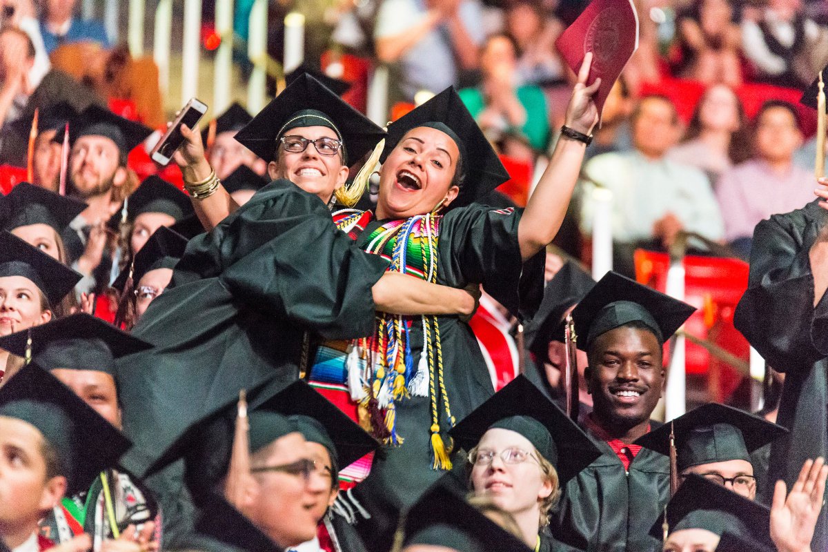 UUtah's tweet photo. College convocations videos can be seen here: https://t.co/jysjCUdXOs
#UtahGrad17 🎓 https://t.co/fwpxAbGt3w