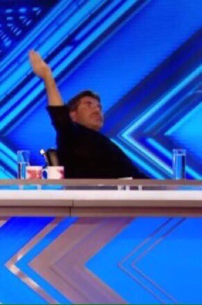 GamblerMoments's tweet photo. When u get ignored in the group chat &amp; then someone else puts something in &amp; gets a reply instantly https://t.co/e828gSNKMM