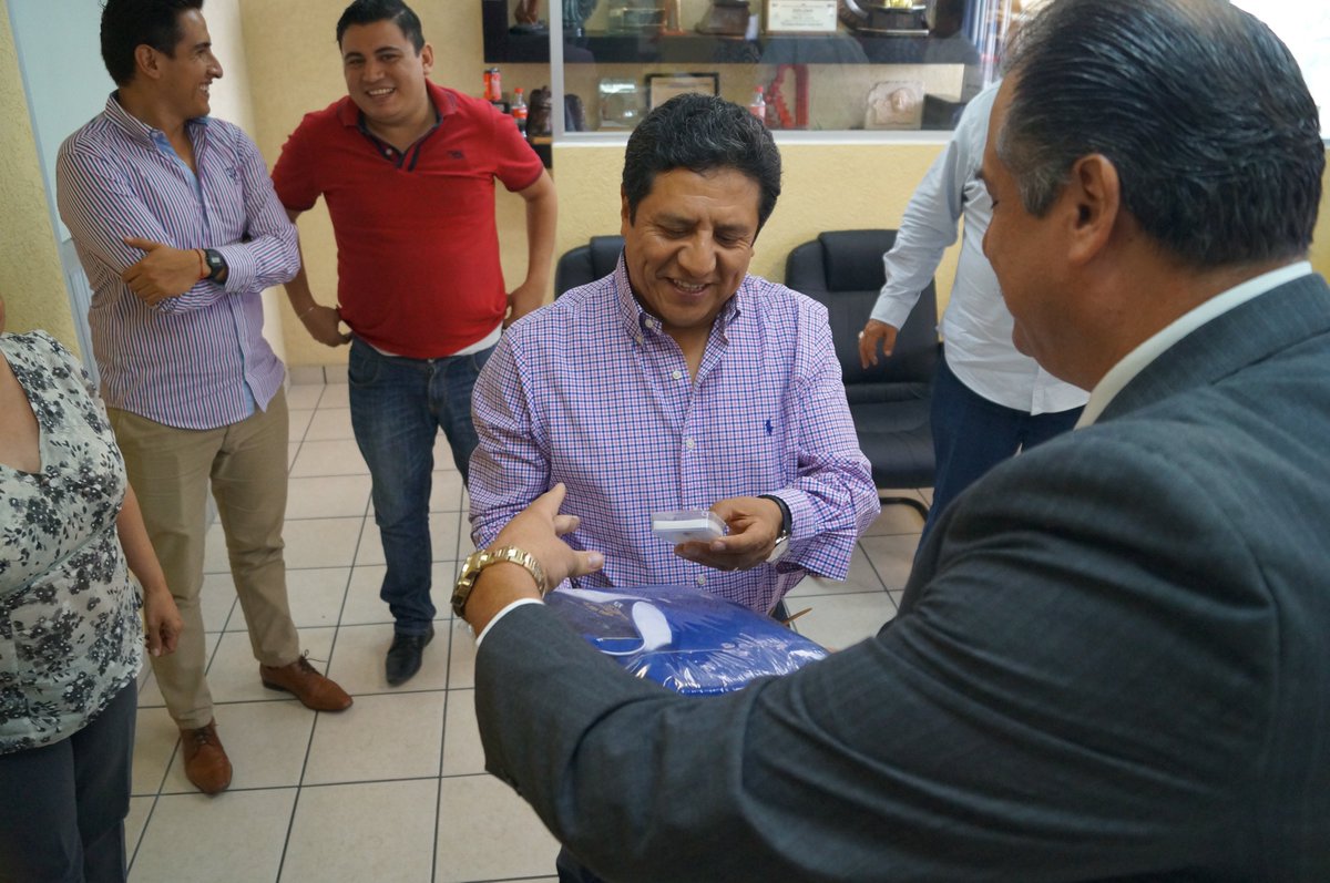 It_Zacatepec's tweet photo. Visita del Diputado Federal Matías Nazario Morales, reunión de trabajo con el Director Ing. Roberto Ortiz Delgadillo y directivos del ITZ https://t.co/ctCMgiqadG