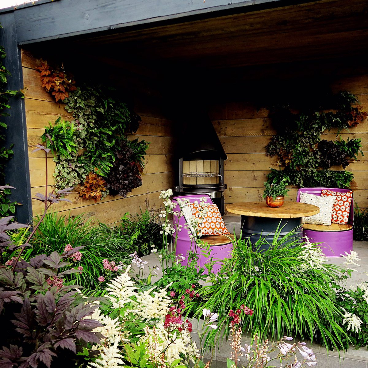 MandDFurniture's tweet photo. Find me at @The_RHS #chatsworth June 5-11th for latest product reveals. #garden #rhschatsworth #furniture #design https://t.co/dormLyVpTL