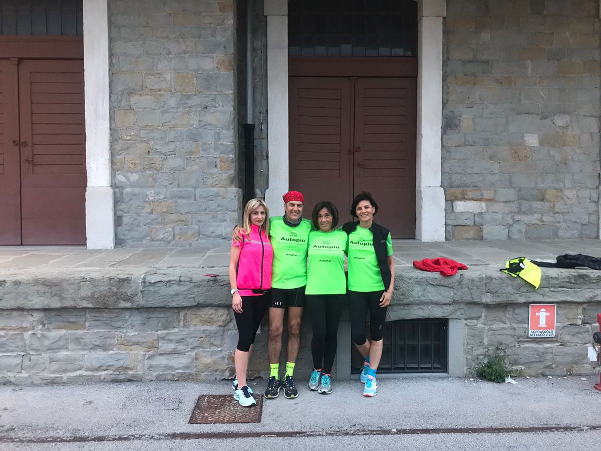 SaraSanson67's tweet photo. I #superstiti della #CostieraRun  e i new entry @Run4Fia  solo a #Trieste 😉👍🏆 https://t.co/jlV8HsQQ5y