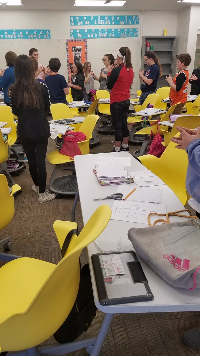 MrBeckMemorial's tweet photo. Math Brain Brake transition - The Crab! https://t.co/KjgbM2dcZA #RidgeRocks @MentorRidge @AAronHumphries5 https://t.co/R0ePdH4vZ8