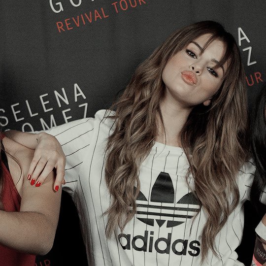 TeamGomez2014's tweet photo. Hi, I love Selena Gomez. That’s all. https://t.co/OFm0Wakrek