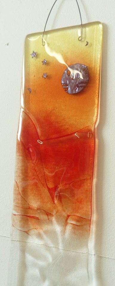 handpickedlocal's tweet photo. @attheglasshouse | Fancy making a garden/window hanger? Workshops running 26th May #1hour #glassfun #wetherbyhour https://t.co/DxztSRgh6e
