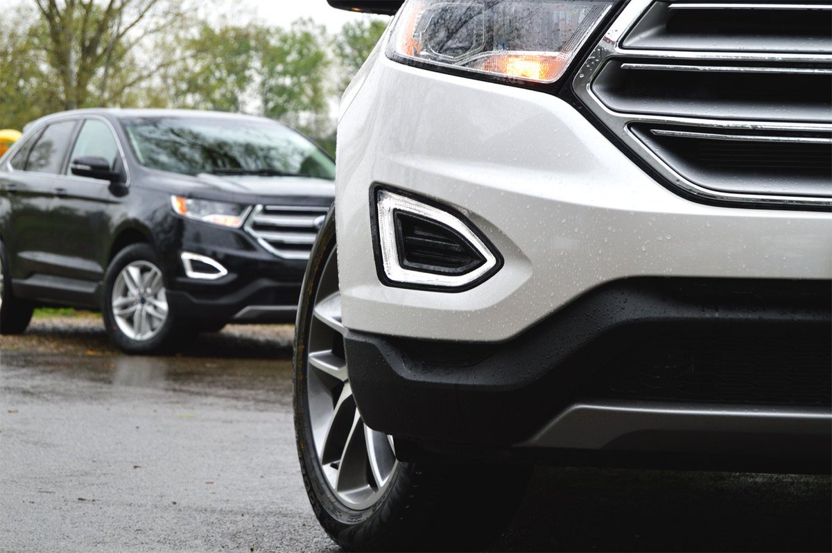 DonleyAutoGroup's tweet photo. Peek-a-boo! Comment your Fordie (selfie) below! 
#Edge #FordEdge #LEDHeadlights #LED #AWD #Ford4X4 #Ford #FoMoCo #4X4 https://t.co/OOqYOAAdit