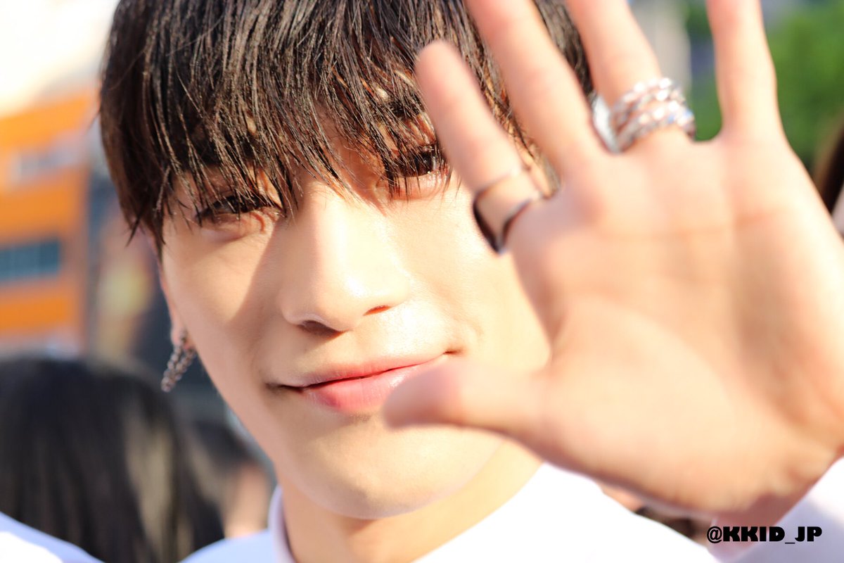 KKID_JP's tweet photo. 170430 아메무라 PR

#BLANC7 #블랑세븐 #ブランセブン #KKID #케이키드 

<@BLANC7_KKID>
<@BLANC7_official> https://t.co/Wo42Un1dnZ