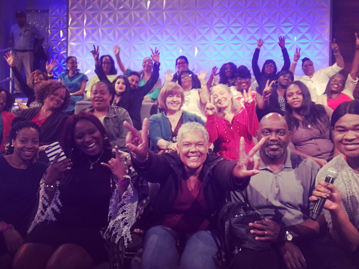 bridgetmcmanus's tweet photo. We had a blast at today's morning taping of #therealaudience @therealdaytime #thereal #imatthereal #bestaudienceever https://t.co/Tl9jjIrpuF