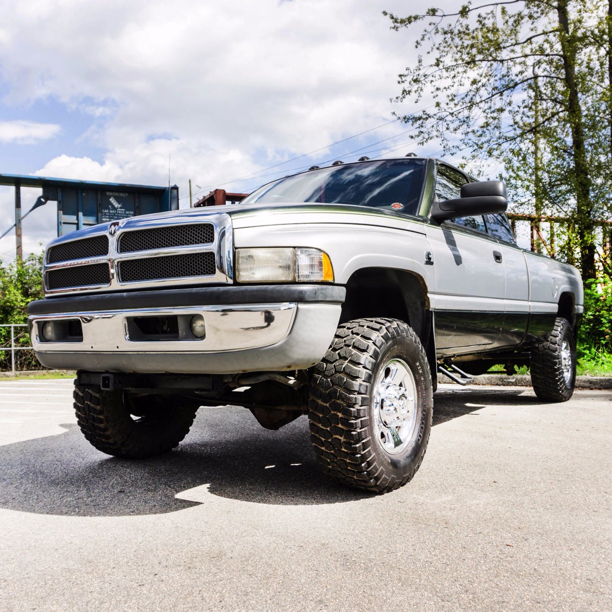 Pacbrake's tweet photo. @TbredDiesel #TruckTuesday #Pacbrake #ExhaustBrake https://t.co/CTAlrJ5YUY