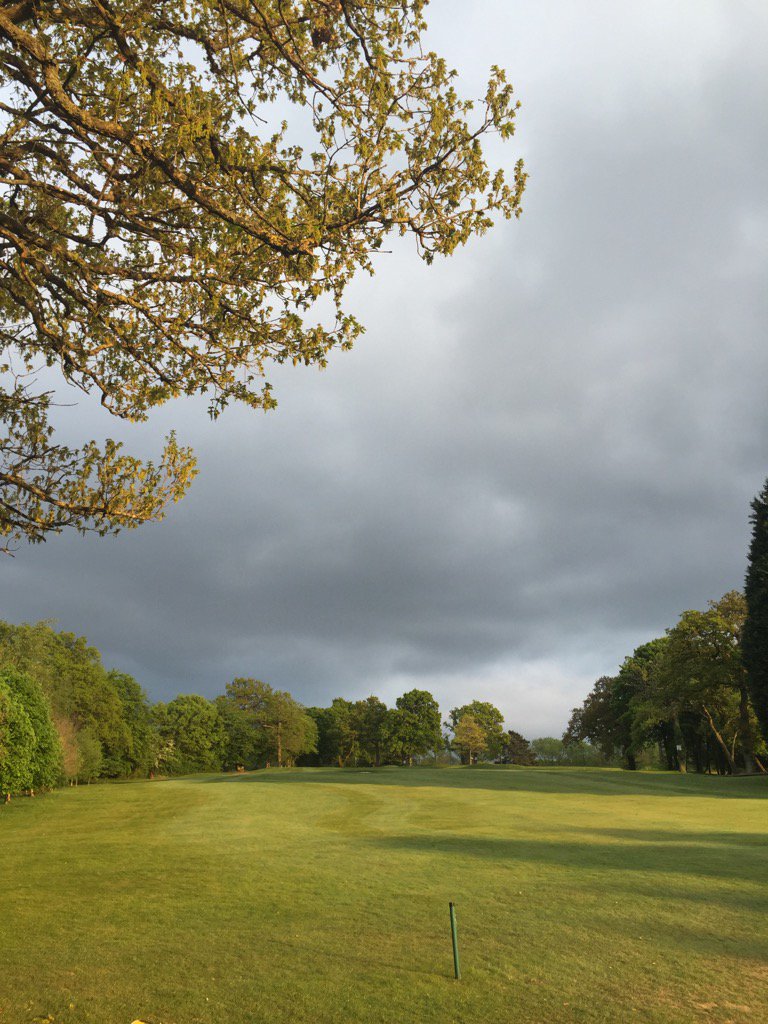 bwollox's tweet photo. @JonWEarl Different views 5th fairway #ifieldgc tough hole. Great hole https://t.co/owGO4f5KT1