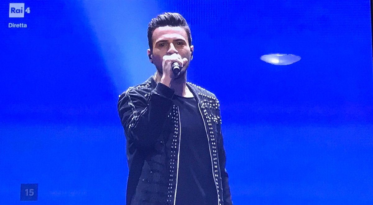 marianodiotto's tweet photo. Adoro questa canzone di #Cyprus bellissima voce | sound internazionale | #ESCcyp #ESCita #CelebrateDiversity #ESC2017 https://t.co/ydRywHr6O1