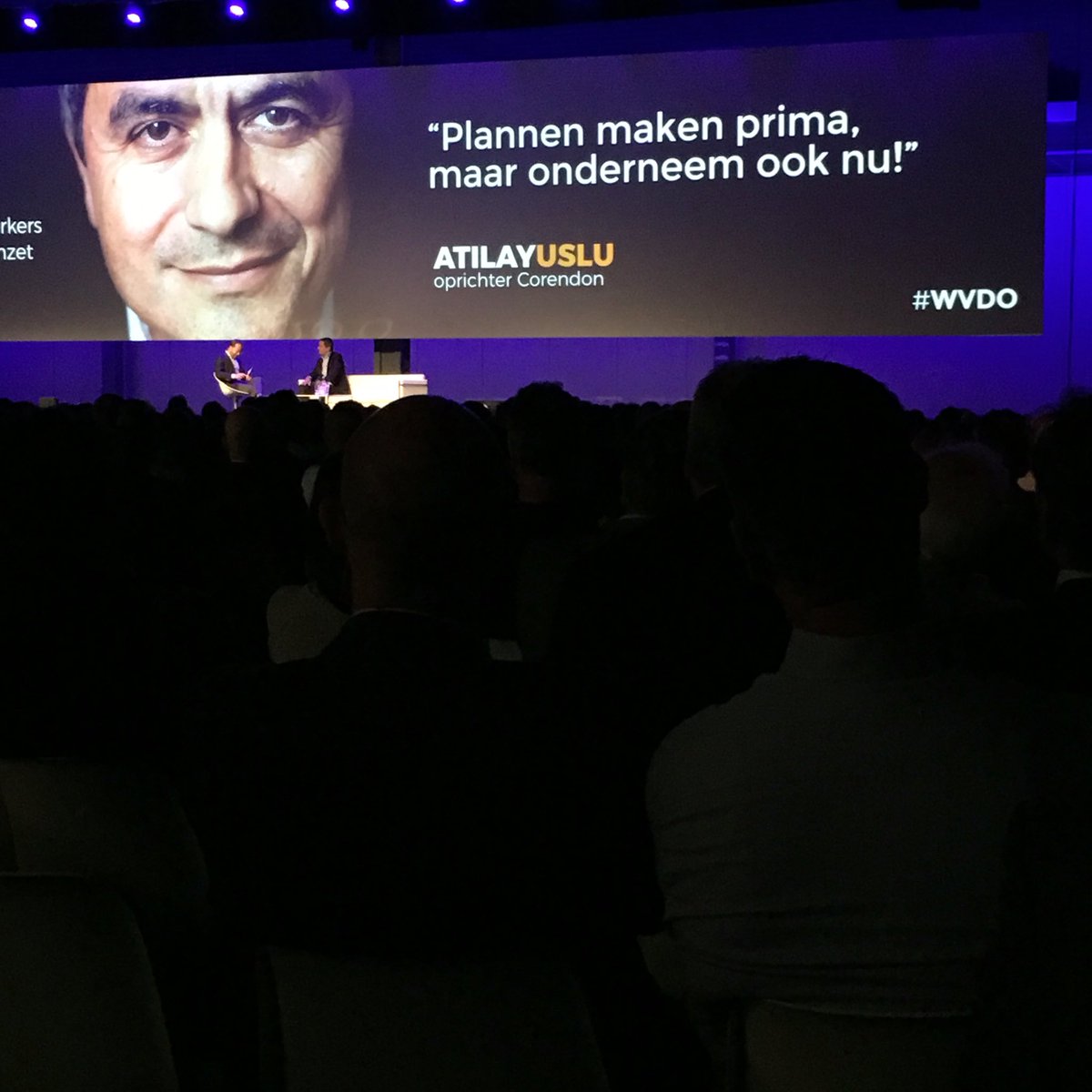 RemkoWouters's tweet photo. Mooie 1e dag @Wvdo Utrecht 2017: volle zalen, inspirerende sprekers als @rikvera @JosBurgers, topondernemer #atilay Uslu. Tot morgen! #WVDO https://t.co/QSWobln6cS
