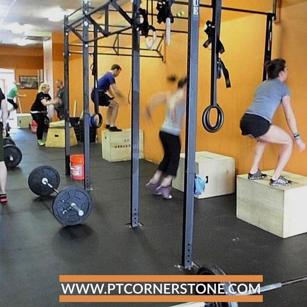 PTcornerstone's tweet photo. Tips to prevent #crossfit injuries
.
1. Always Warm Up Before Working Out 👉🏼Although this tip seems like an obviou… https://t.co/VXxBXPM5K8 https://t.co/6PLyHW9tla