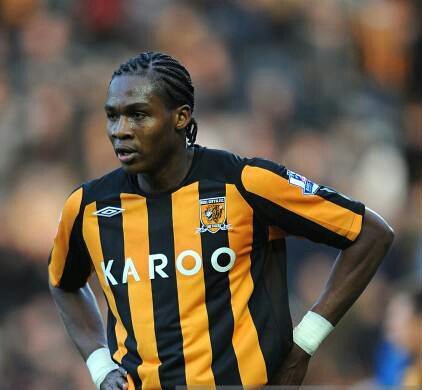 MistrEff's tweet photo. It may be time for @ManuchoGonalves on Sunday at Palace #hcafc #hesgotprevious #Londontown #1zip https://t.co/FhSe96hbgk