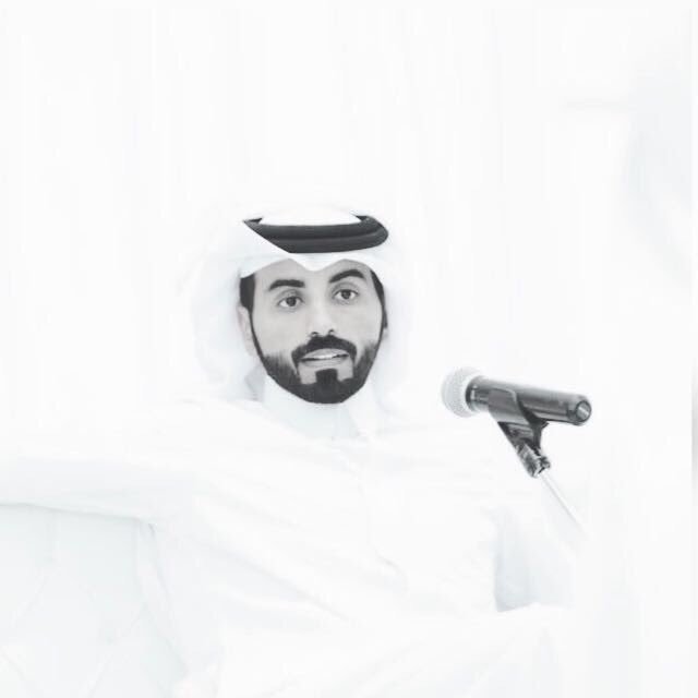 من علمك ؟
بان ( السكوت ) 
من الرضى ؛
هذا أنا ساكت ، وانا كلّي حزن !