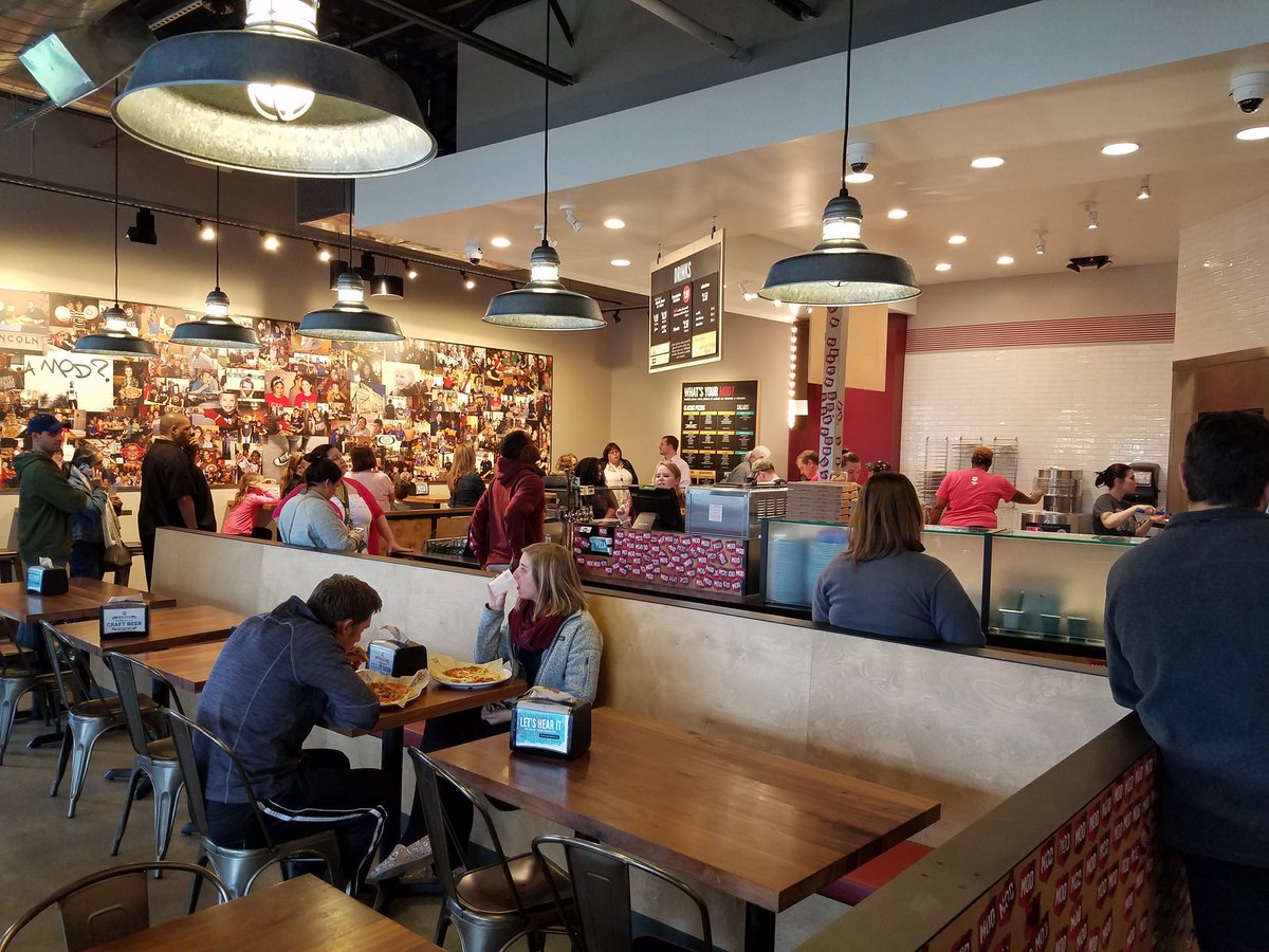 AaronWinner's tweet photo. Shout out to MOD Pizza in Gahanna for recognizing teachers with free pizza!  Appreciate our teachers! @SteveBarrett51 @MODPizza @gmswpto https://t.co/nMaKRasXWW