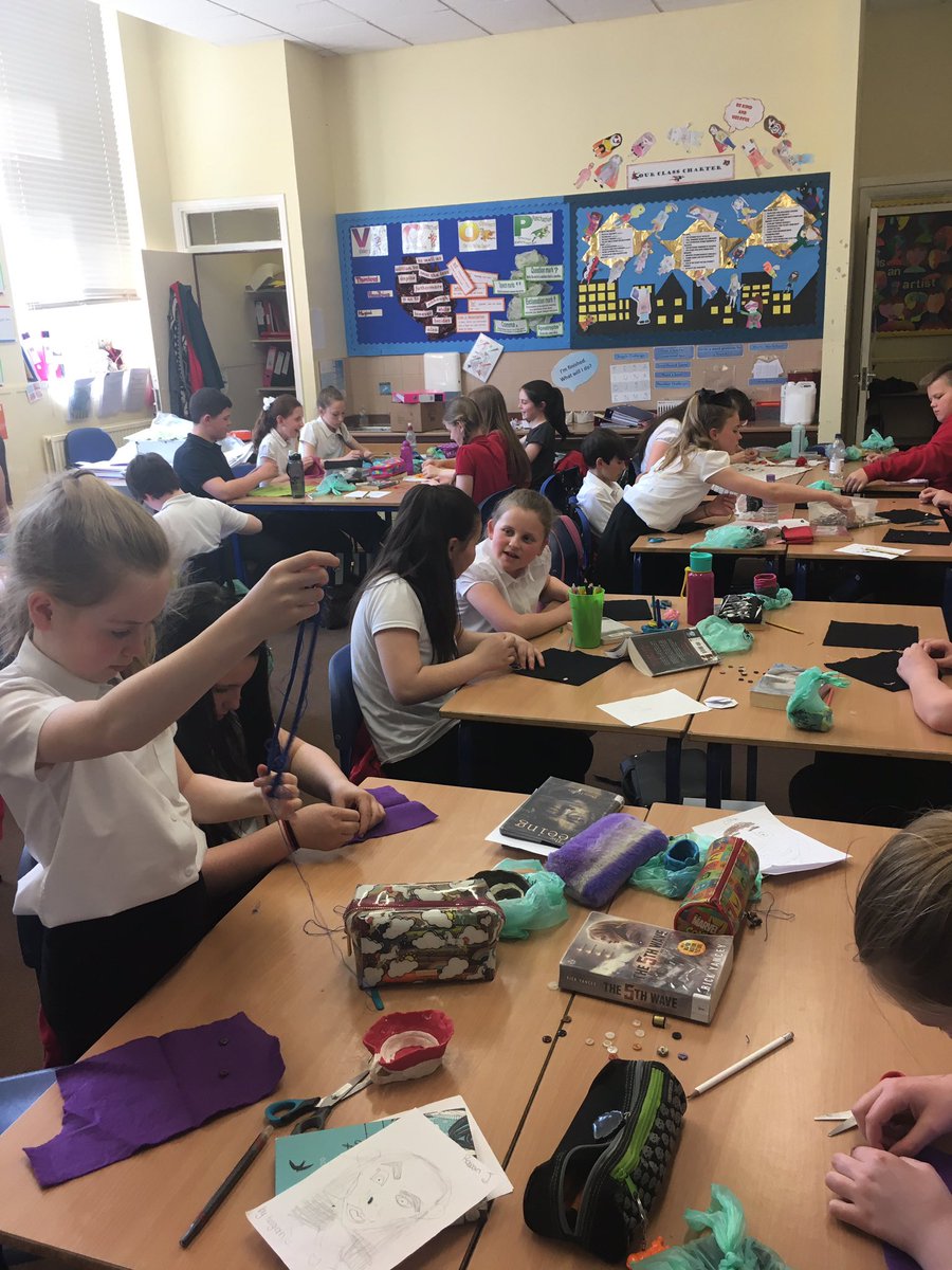 BPS_P7B's tweet photo. Sewing on a button #lifeskills https://t.co/U8h7oI4aHO