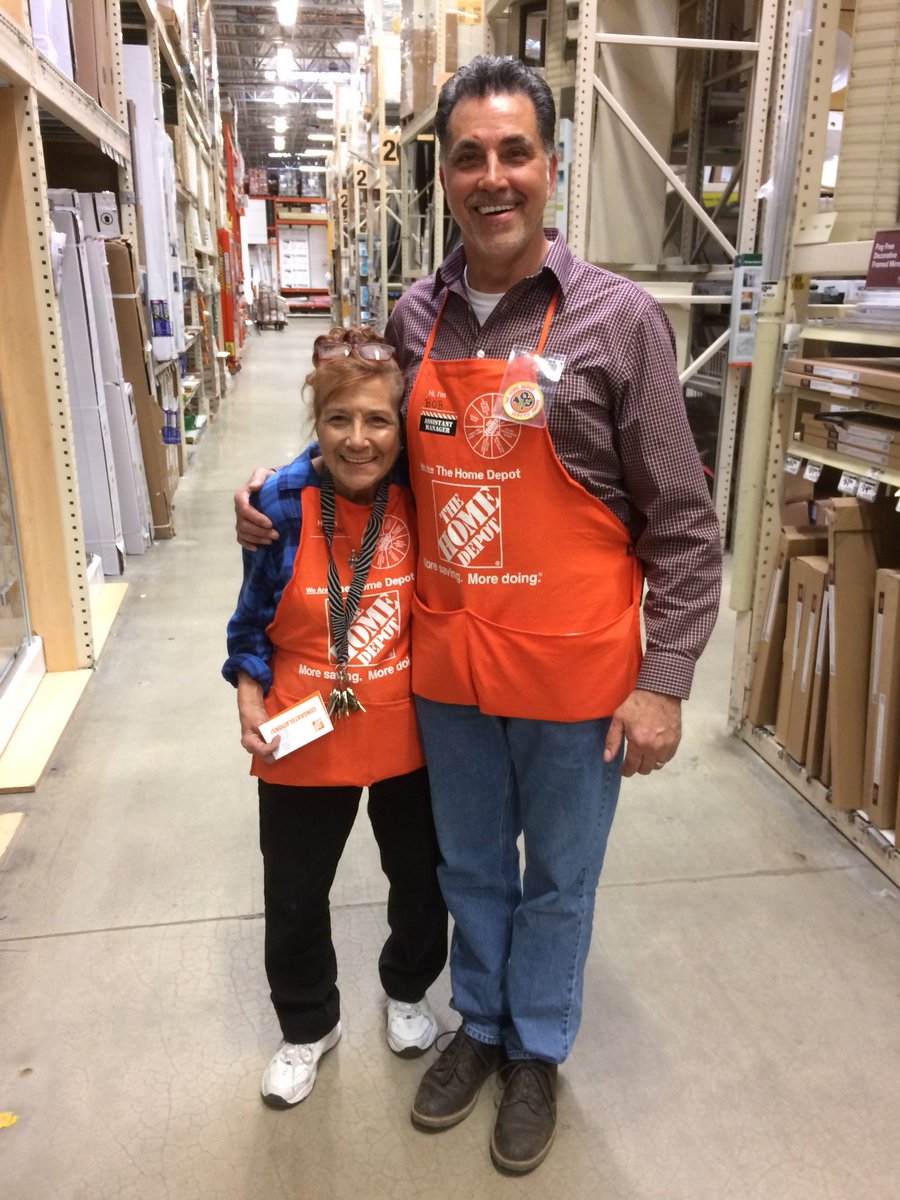 RStriffolino's tweet photo. Celebrating with Jackie our FES here in 907. Silver award. Well deserved!! https://t.co/dA6t0Po6NJ