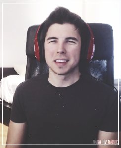 GuapftWillyrex's tweet photo. #GrowingUpWithWilly Felices 24 Willy madree del amor hermosoo que rapido pasa el tiempo no #BatracioSquad !!^^💚👌😘 https://t.co/PNdh7AIem1