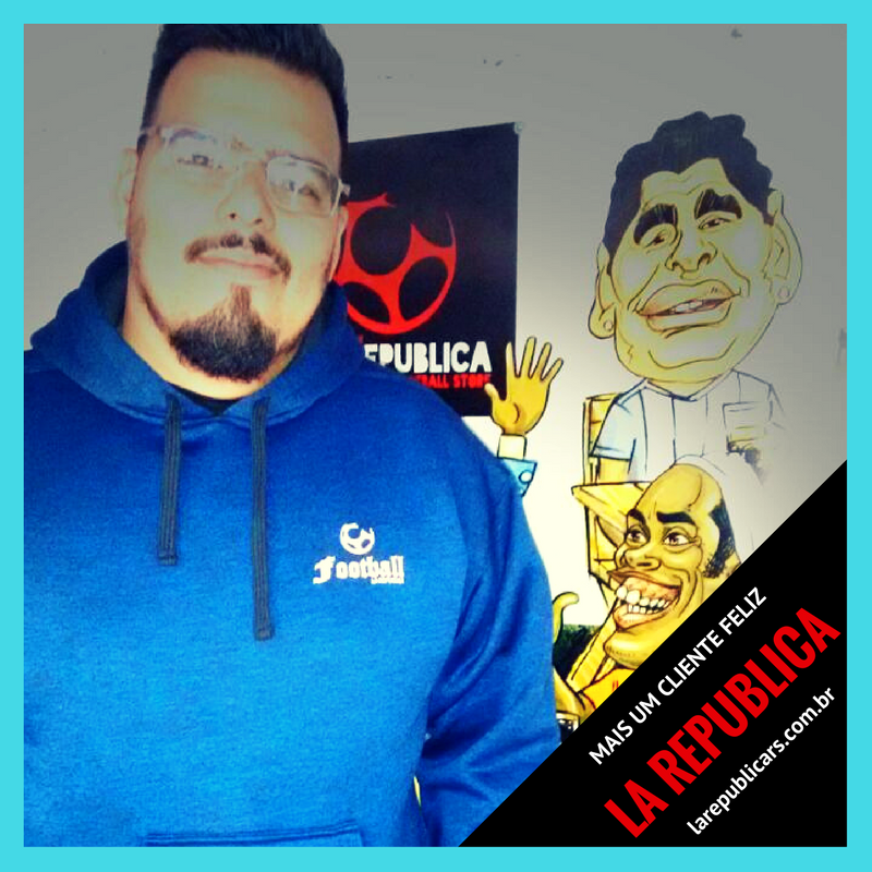 larepublicars's tweet photo. Mais um cliente feliz! #larepublicars #footballlifestyle #futebolcasual #boleiro #boleiragem https://t.co/Jp0sLhoeYw https://t.co/RiiSoGneiI