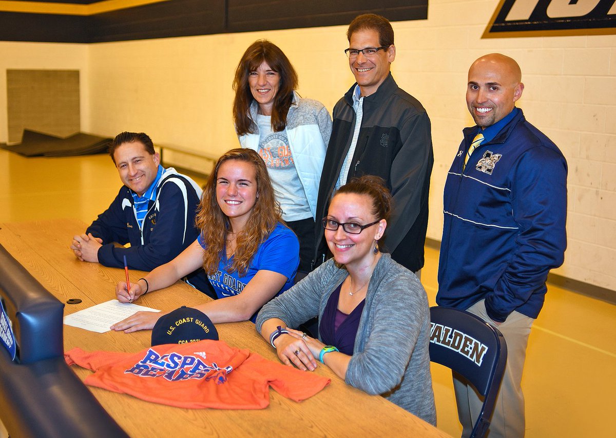 MaldenHS_Sports's tweet photo. Felicia Lombardi 17' attending Coast Guard Academy continuing her academic career &amp; compete in both swim &amp; soccer! Congrats! @NewsMaldenMA https://t.co/6t2yNWBit1