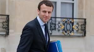 @papuzzo200 @BRESSONMike @ludopiaf @EmmanuelMacron @TeamMacron2017 @enmarchefr @JeunesMacron @isouloveyou @BGriveaux @bayrou @RichardFerrand @ar_leroy @EmmanuelMacron is someone superiorly intelligent, with a stunning rhetoric of humility without this narcissimus so common among politicians