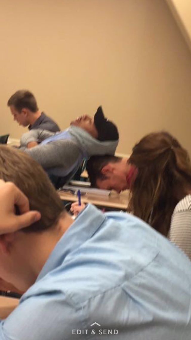 TurntSlutx's tweet photo. It's about that time in the semester https://t.co/K4ZiSPk0HV