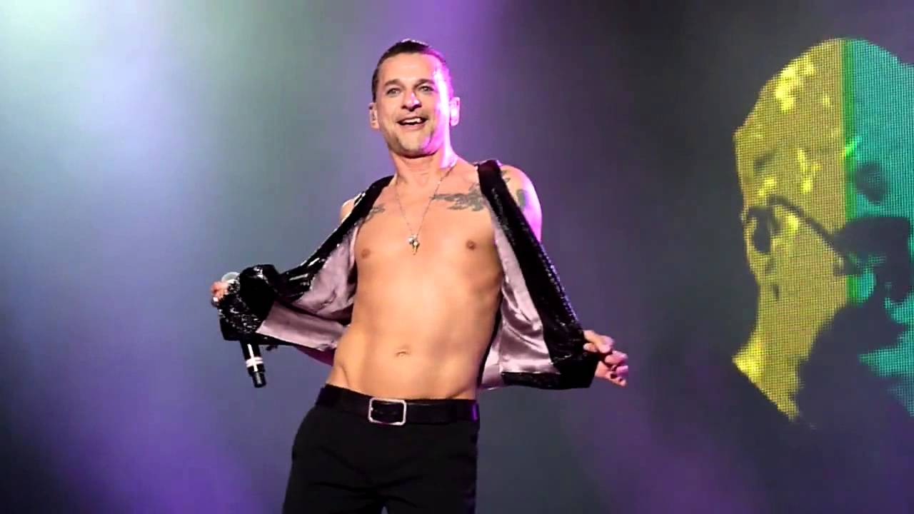 Happy 55th birthday to the extremely sexy and talented Dave Gahan! 