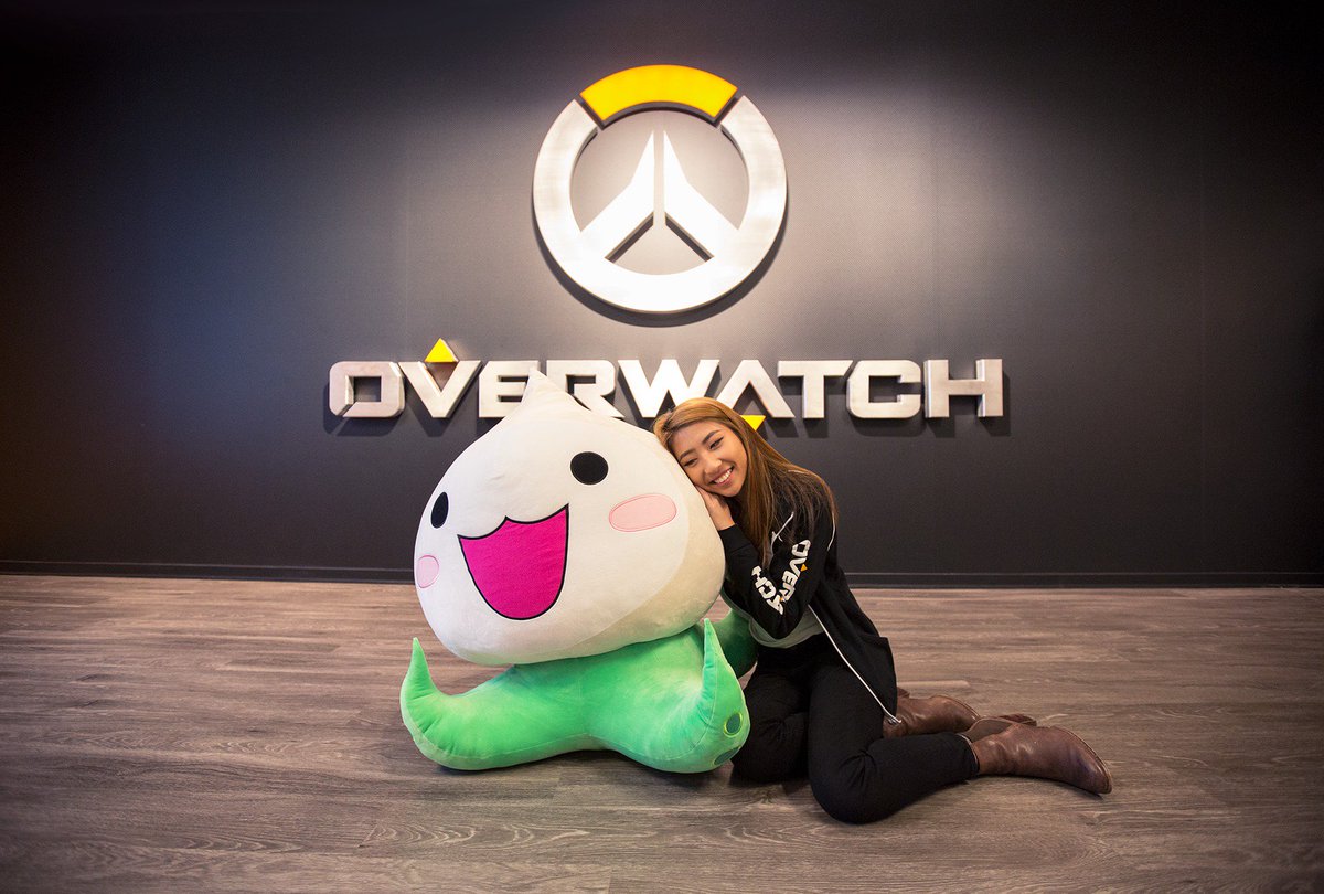giant pachimari plush