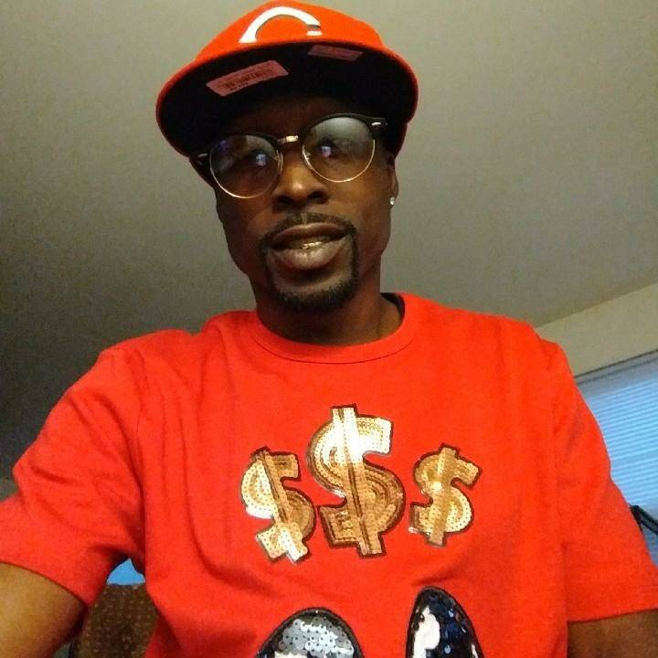 BaptistaCalvin's tweet photo. 🙌 YASSS It's time for a great show 🅱️.L.E. Max A Mill$:#MaxOut 
https://t.co/LdZcA6wvZs https://t.co/lHBrNiwhgL